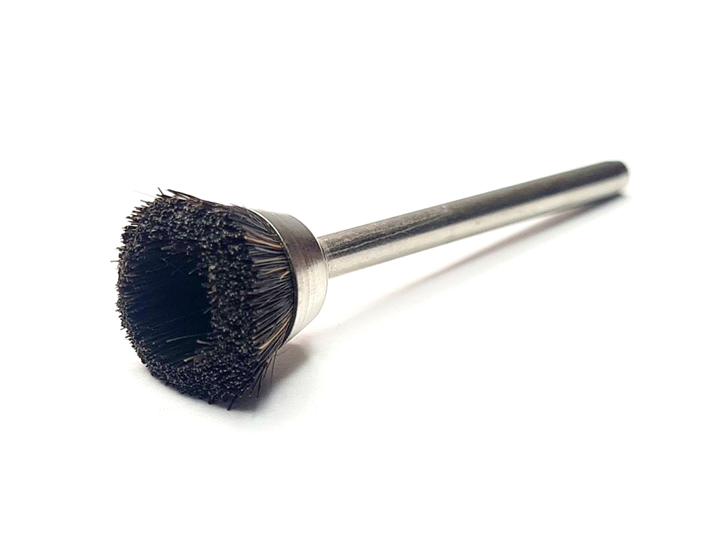 Mini cepillo de pelo de caballo (duro) en forma de copa, &Oslash; 9/16, v&aacute;stago &Oslash; 1/8".