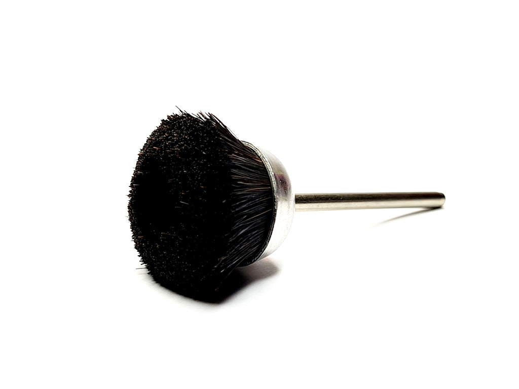 Mini cepillo de pelo de caballo (duro) en forma de copa, &Oslash;1" X 7/16 , v&aacute;stago &Oslash; 1/8".