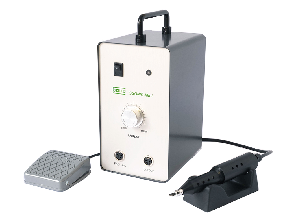 Ultrasonido marca GOUS: Ideal para corte de alta presición en plásticos (ABS, PP, PE, inferiores a 2mm), caucho circuitos PCB y fibra de carbono.  Unidad de control con 10 niveles de frecuencia y sistema de protección para sobrecalentamiento, 18 -25 KHz, con amplitud de 3 a 40 micras, (45 watts de potencia).