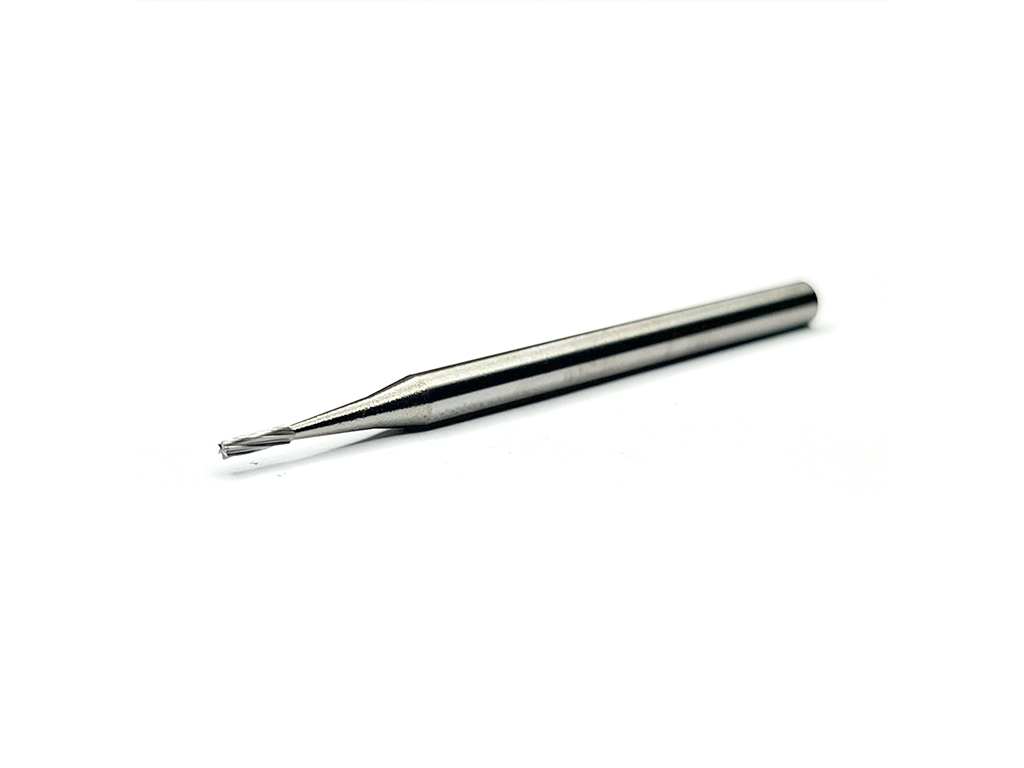 Fresa de carburo, forma cil&iacute;ndrica recta, corte simple, &Oslash;1.0 x 3.9 (mm), v&aacute;stago de &Oslash;3 (mm).