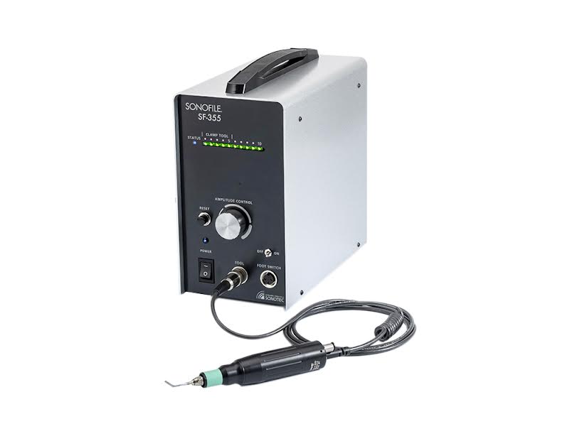 Ultrasonido marca SONOTEC: Ideal para el desbaste, pulido de moldes y metales, remueve grano de erosión y huella de maquinado de manera eficiente, obteniendo resultados muy rápidos altamente precisos debido a que trabaja de 20,000 a 24,000 micro vibraciones por segundo, 10 niveles de frecuencia, amplitud de 4 a 30 micras. Acabado con sistema de enfriamiento para operación continua.  Este equipo es ideal para trabajar en cualquier superficie sin embargo facilita el pulido en áreas de díficil acceso como: ranuras, costillas, detalles en esquinas, rincones áreas intrincadas, con una eficiencia del 80% comparado con un perfilador reciprocante . Ideal para uso con limas de 90 mm de largo, piedras de cerámica, cristal y diamante en forma plana y redonda.